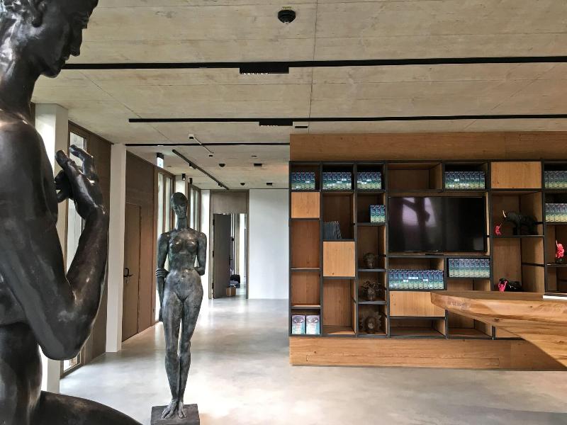 Lartor Resort image