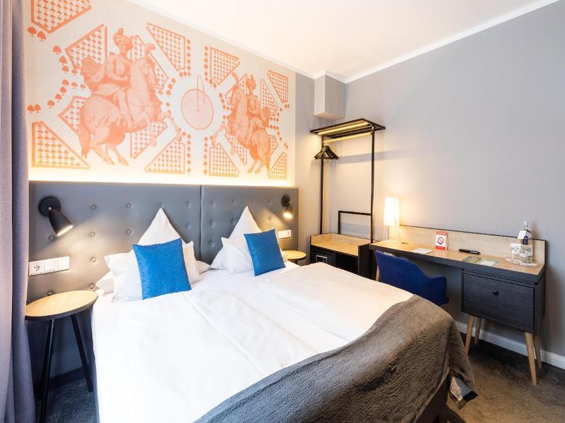 Yors Boutique Hotel image