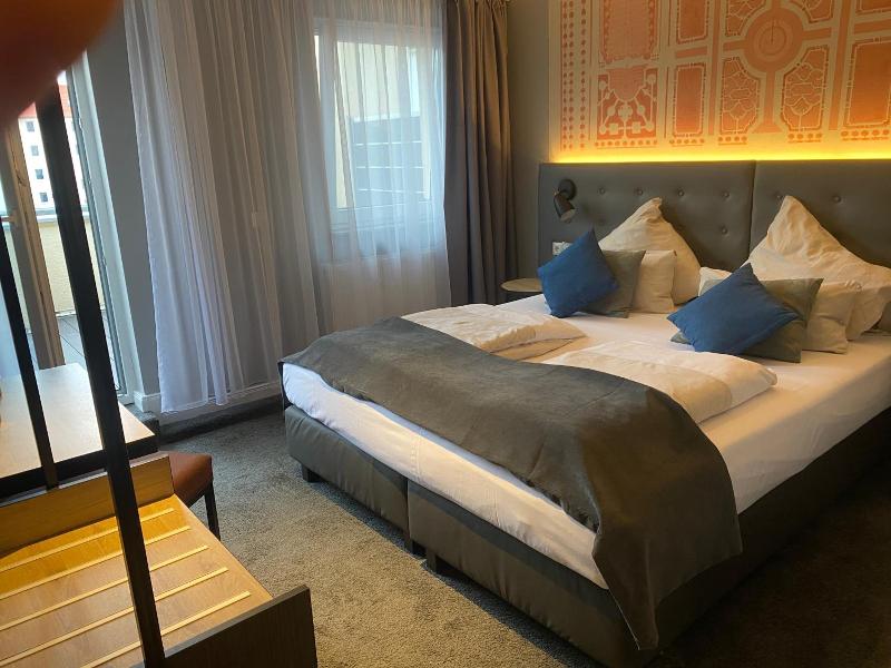 Yors Boutique Hotel image