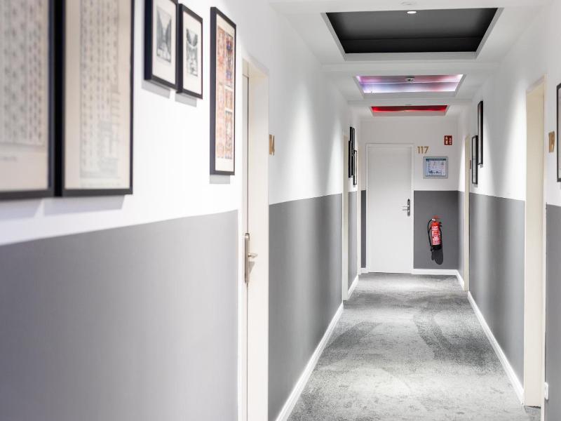 Yors Boutique Hotel image