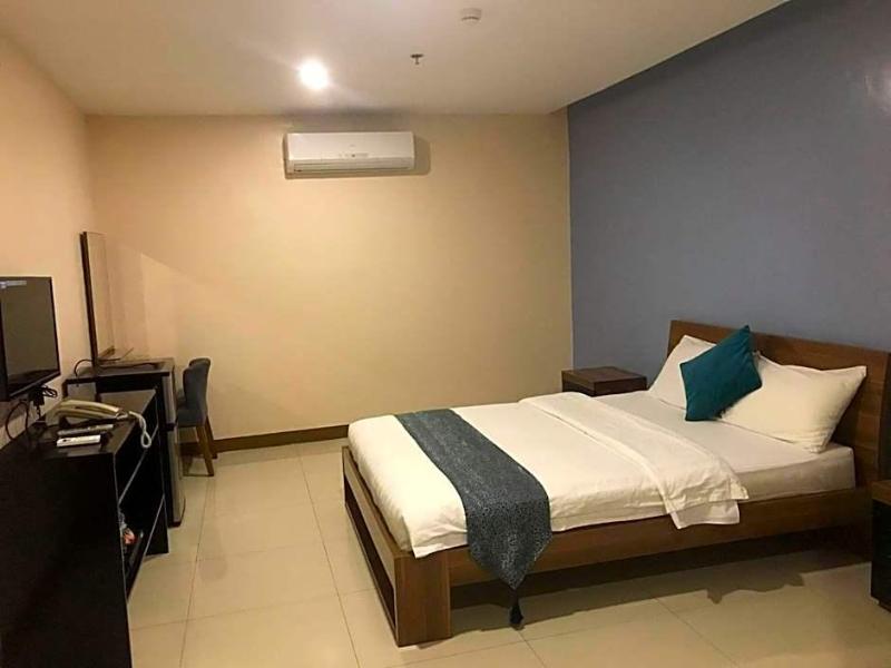 Ybc Grand Hotel image