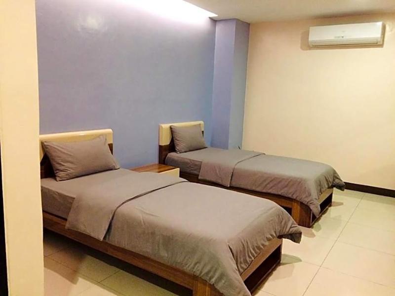 Ybc Grand Hotel image