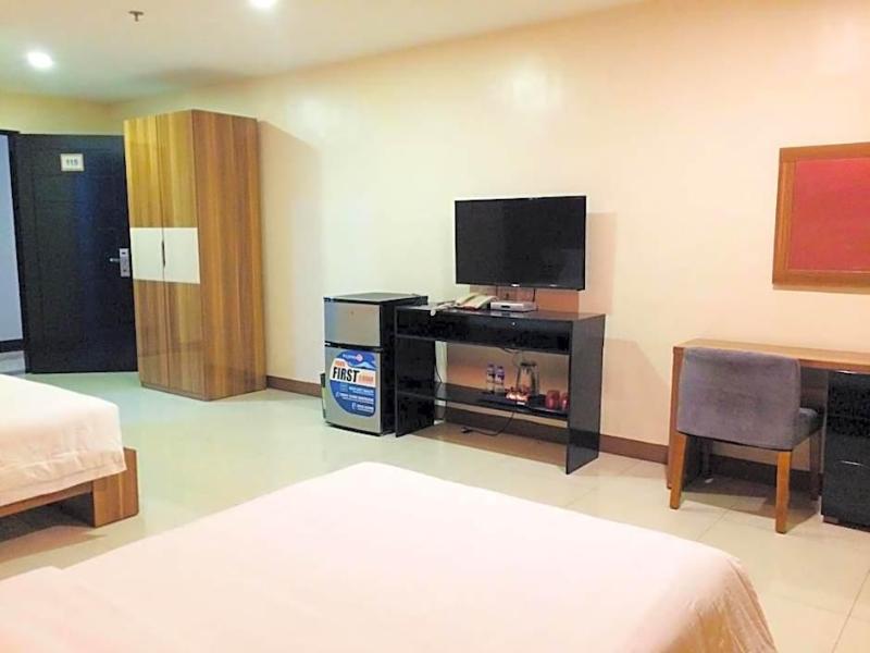 Ybc Grand Hotel image