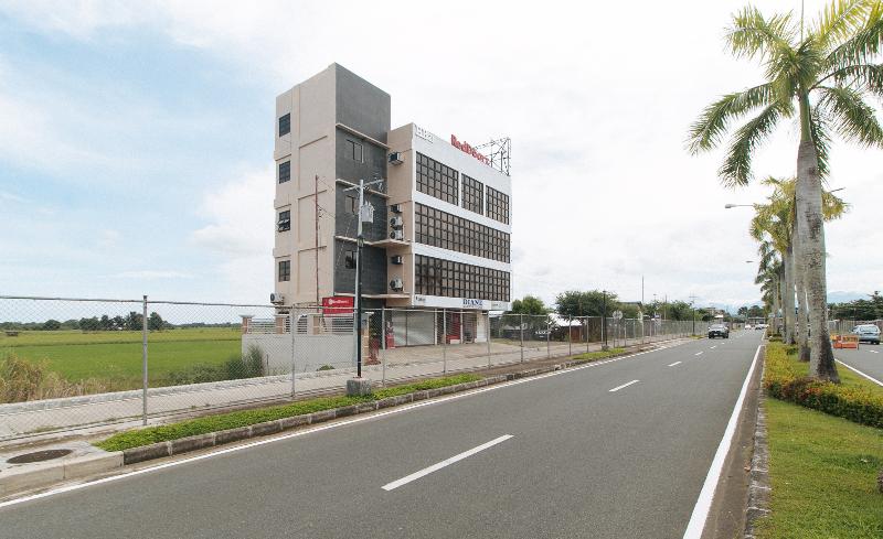 Reddoorz Near Iloilo International Airport image