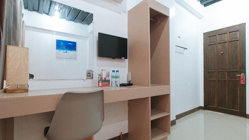 Reddoorz Near Iloilo International Airport image