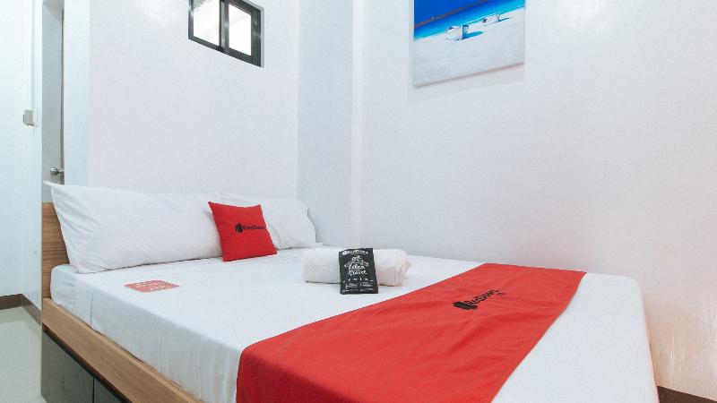 Reddoorz Near Iloilo International Airport image