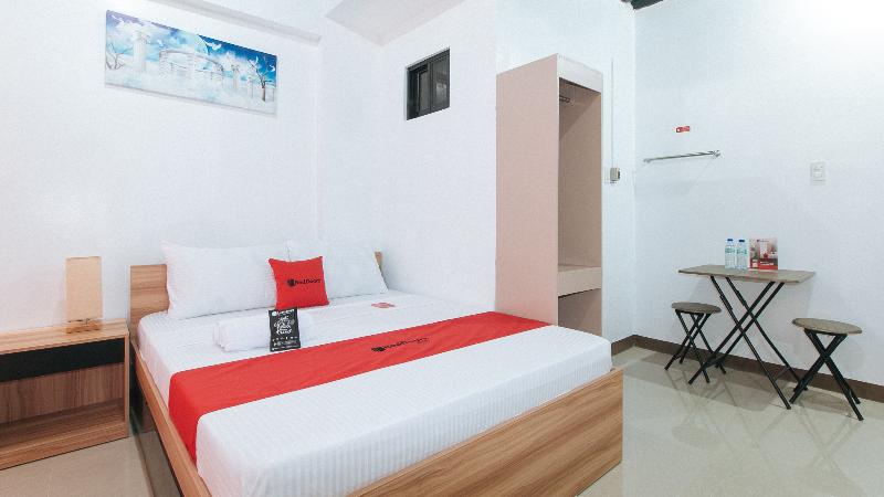 Reddoorz Near Iloilo International Airport image