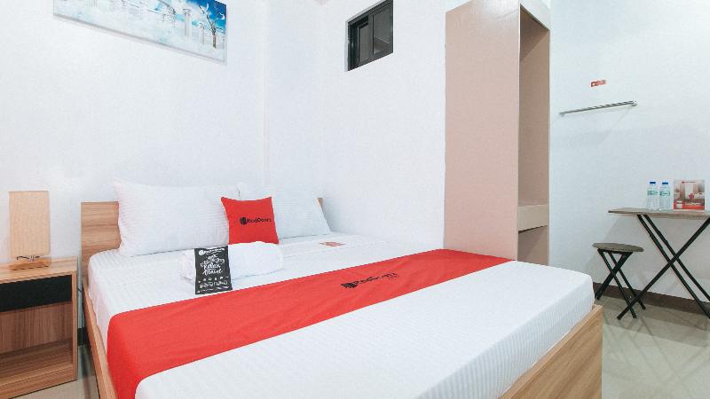Reddoorz Near Iloilo International Airport image