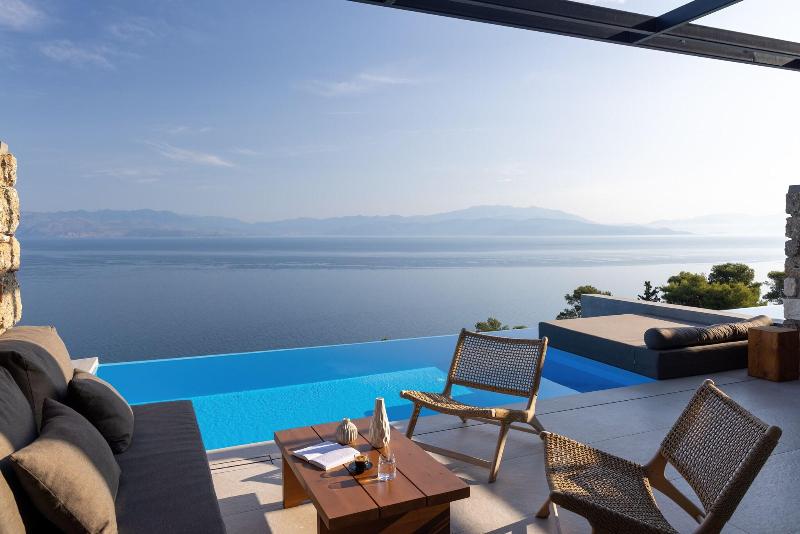 Le Grand Bleu Resort image