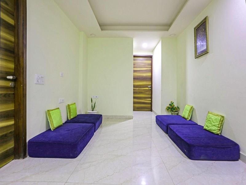Fabhotel White House Bnb image