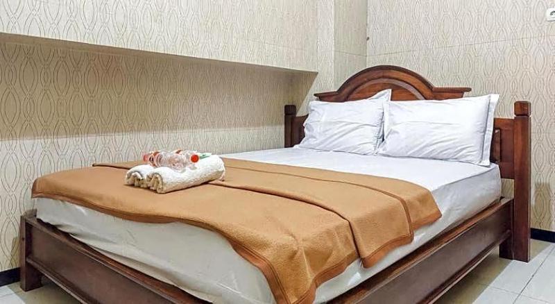 Hotel Shinta 2 Near Alun Alun Kertosono image