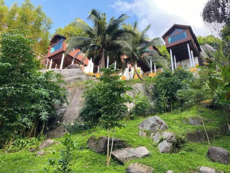 Kawarin Secret Hut Hotel And Resort image