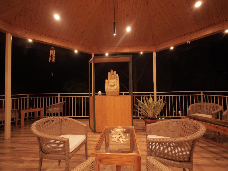 The Woods Retreat