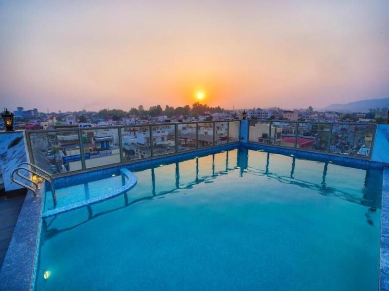 Hotel Holy Vivasa image