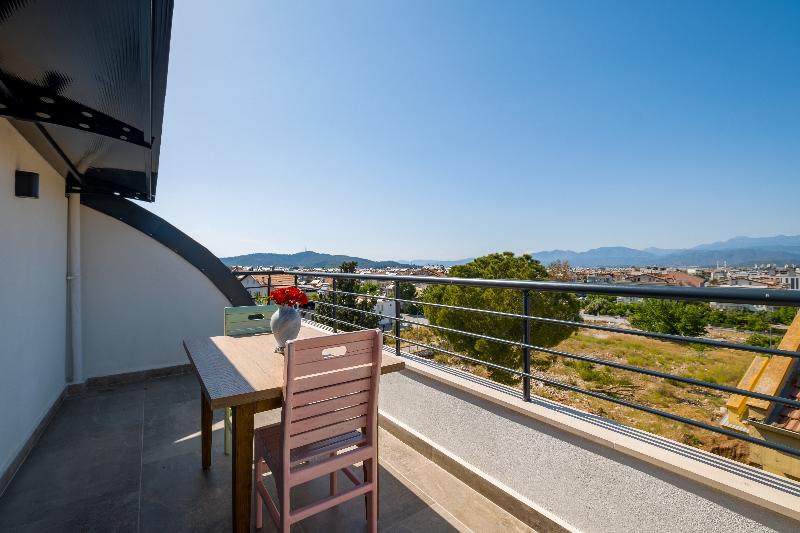 Sunrise City Residence image