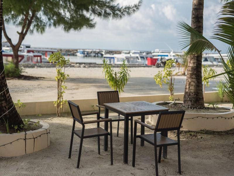 iCom Marina Sea View image