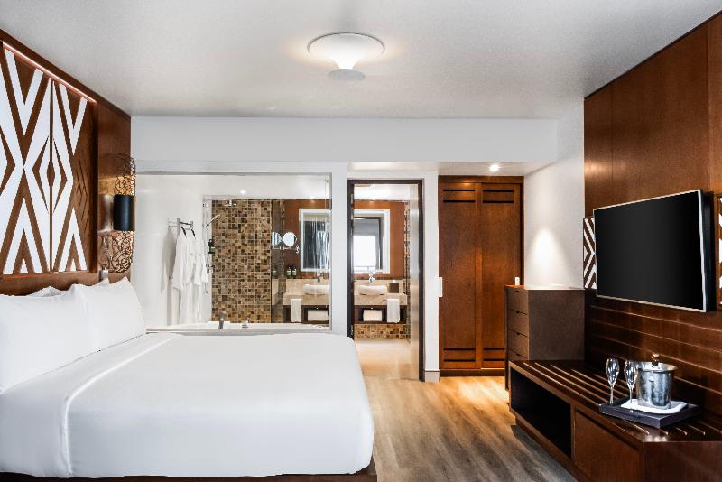 Crowne Plaza Fiji Nadi Bay Resort & Spa gallery photo 22
