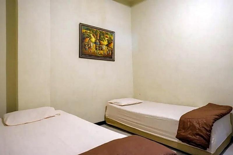 Cakra Homestay Solo RedPartner