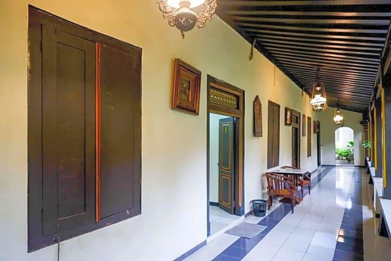 Cakra Homestay Solo RedPartner