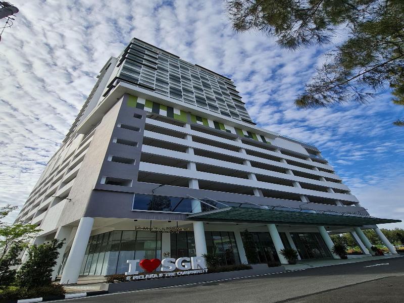 Swan Garden Resort Hotel image
