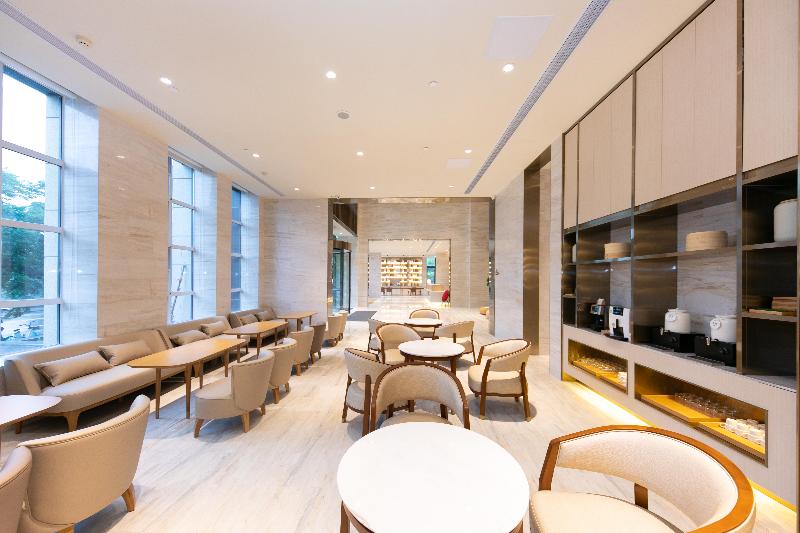 JI Hotel Xiangyang World Financial City image