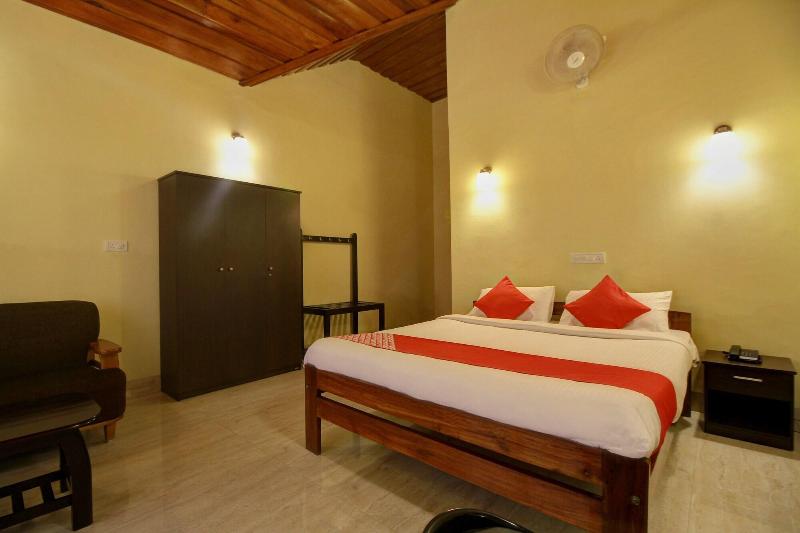 Oyo 17387 Hilldale Resorts image