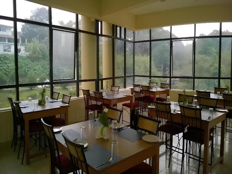 Oyo 17387 Hilldale Resorts image