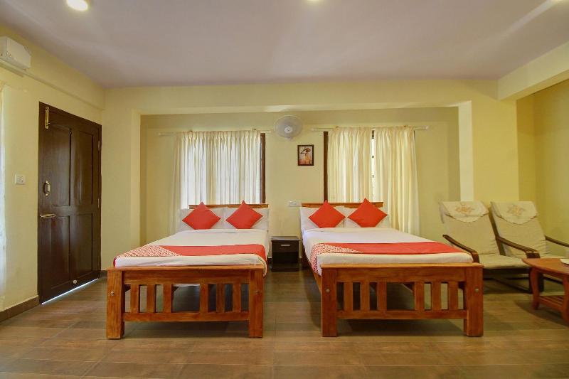 Oyo 17387 Hilldale Resorts image