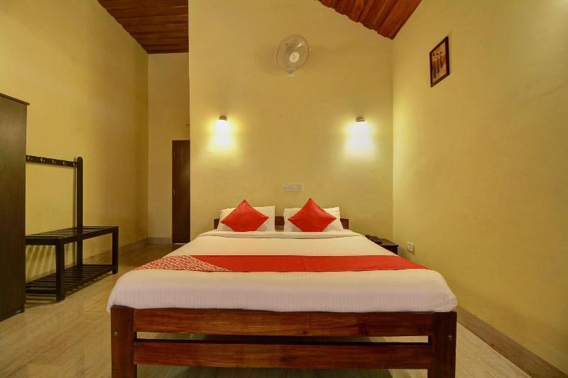 Oyo 17387 Hilldale Resorts image
