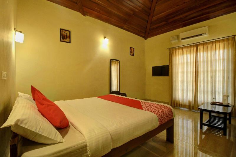 Oyo 17387 Hilldale Resorts image
