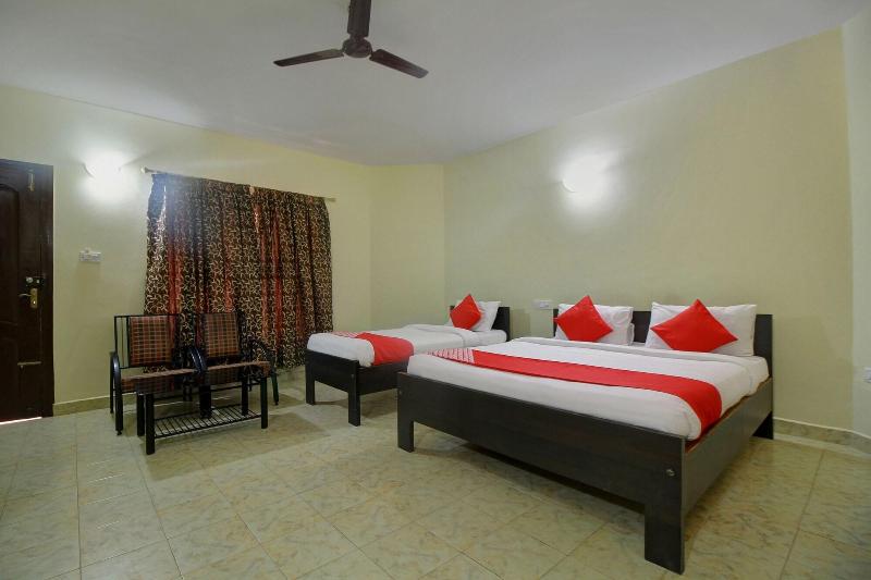 Oyo 17387 Hilldale Resorts image