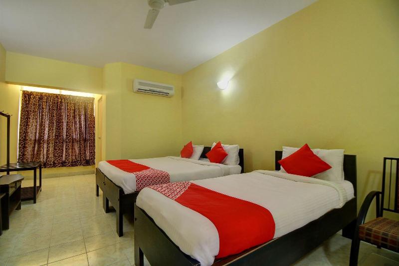 Oyo 17387 Hilldale Resorts image
