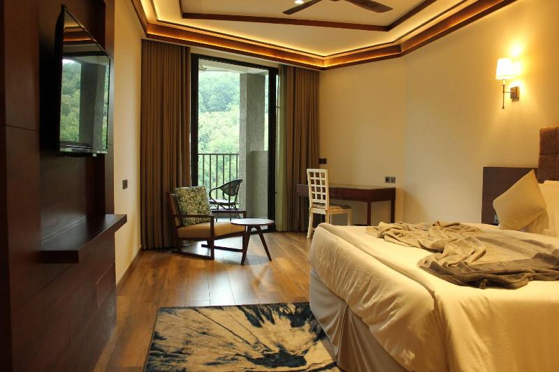 Niraamaya Retreats Samroha Athirappilly image