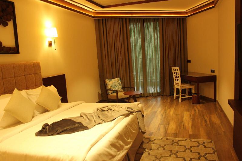 Niraamaya Retreats Samroha Athirappilly image
