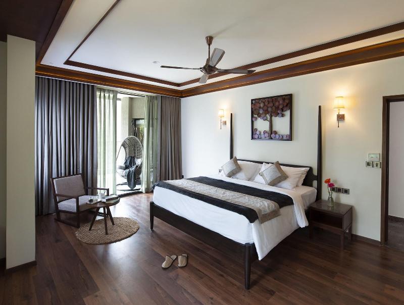 Niraamaya Retreats Samroha Athirappilly image
