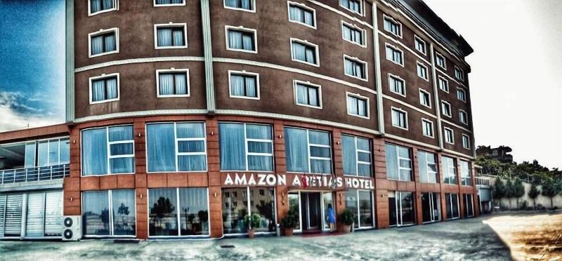 Amazon Aretias Hotel — main photo