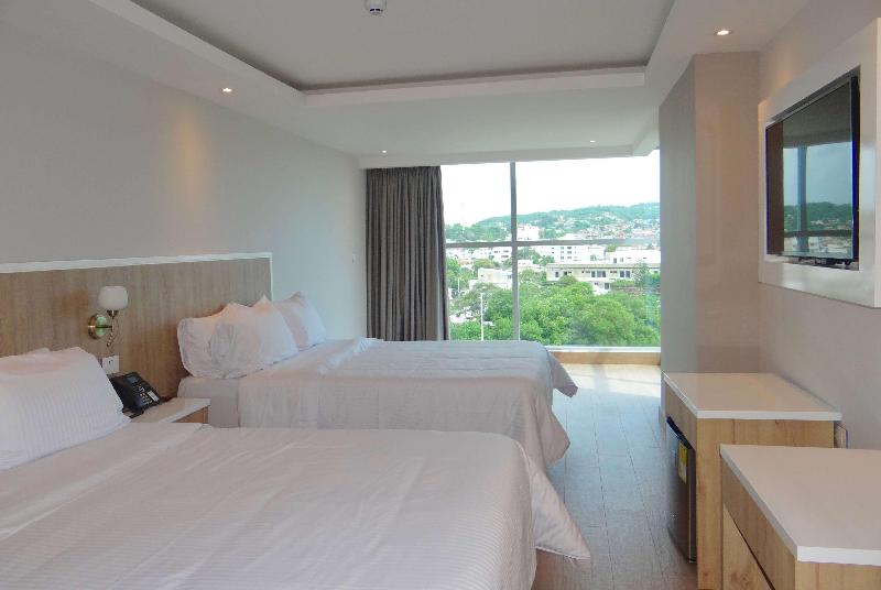 Wyndham Garden Cartagena image