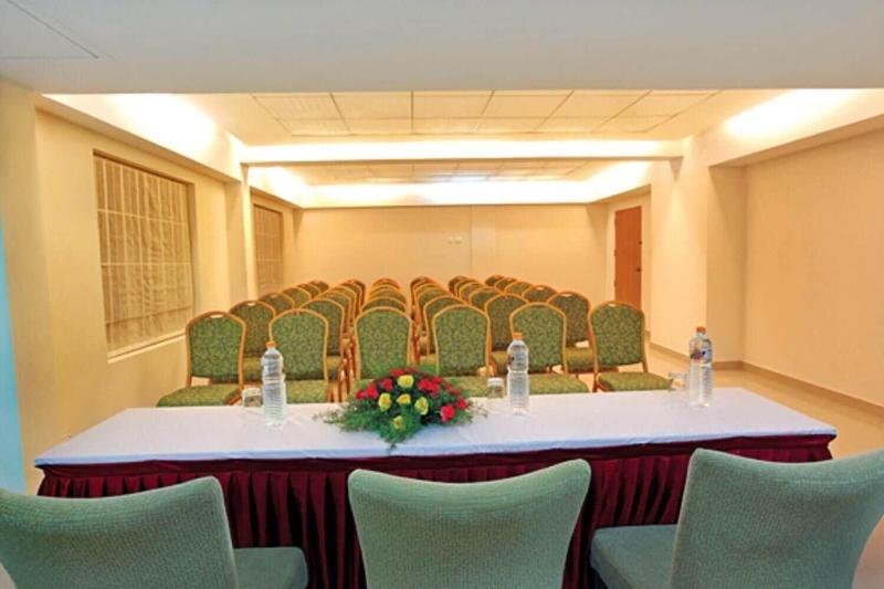Hotel Kunnathan Residency image