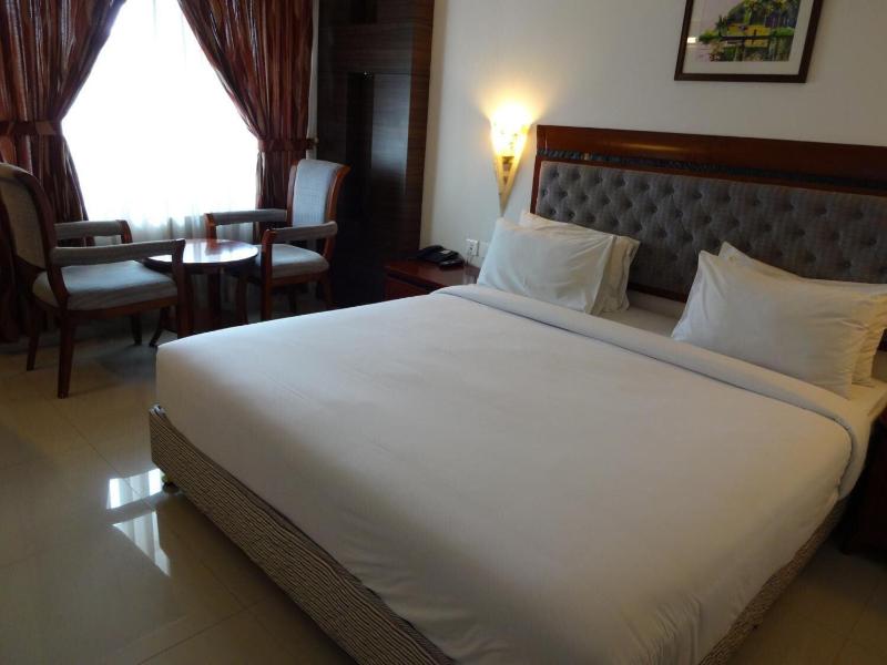 Hotel Kunnathan Residency image