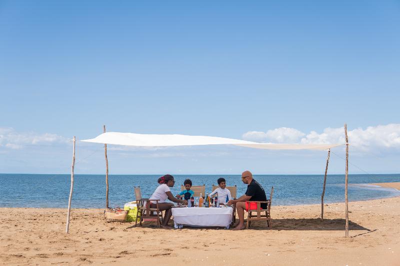 Saadani Safari Lodge image