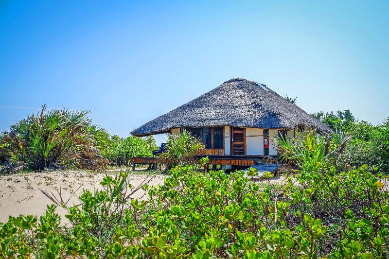 Saadani Safari Lodge image