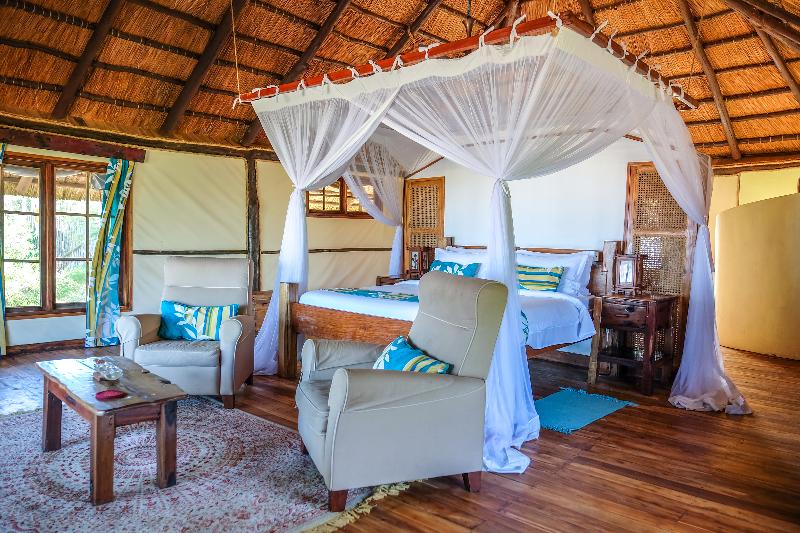 Saadani Safari Lodge image