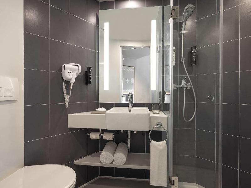 ibis Mumbai Vikhroli image