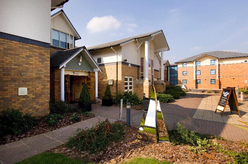 Premier Inn Wolverhampton North