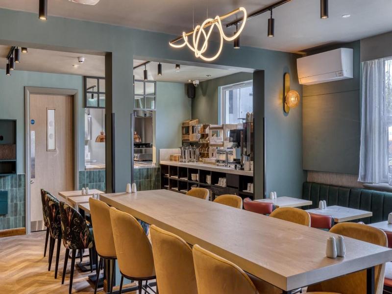 Premier Inn Newcastle - Holystone image