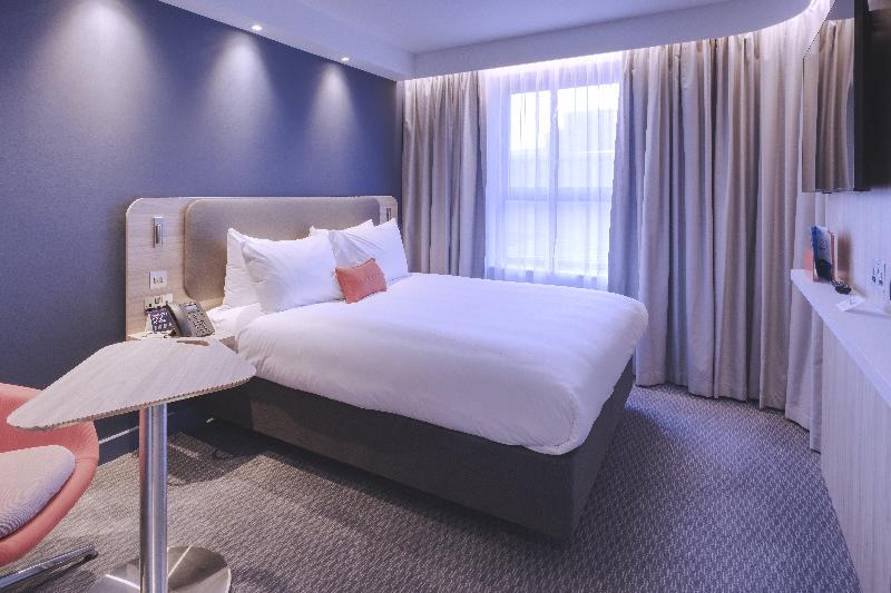 Holiday Inn Express Fleet image
