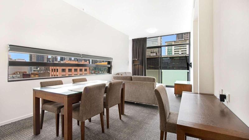 Melbourne CBD Central Apartment Hotel image