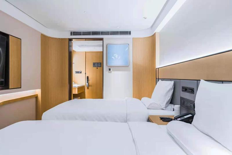 JI Hotel Shanghai Changcheng Building image