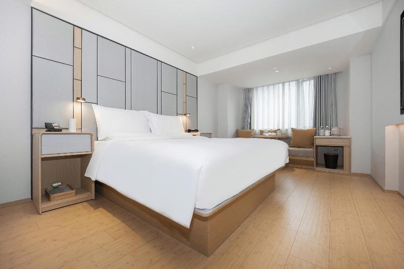 JI Hotel Chongqin Guanyinqiao Pedestrian Stre image
