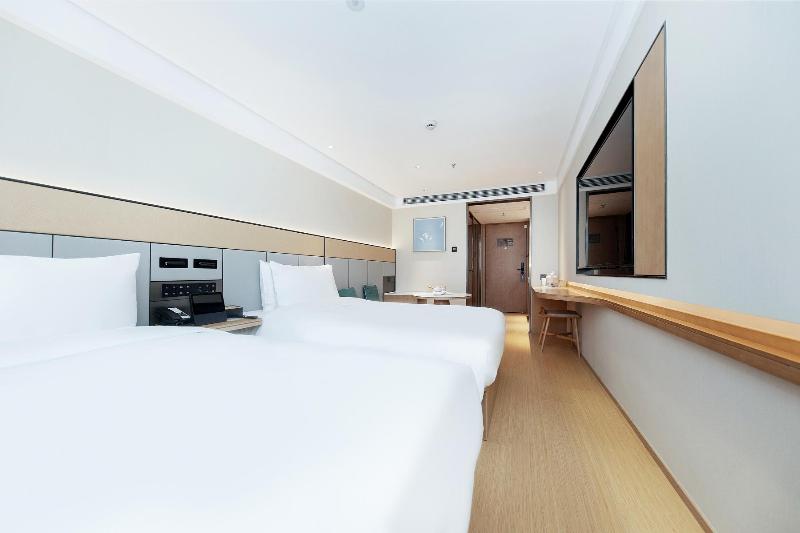 JI Hotel Shanghai Wujiaochang Xiangyin Road image